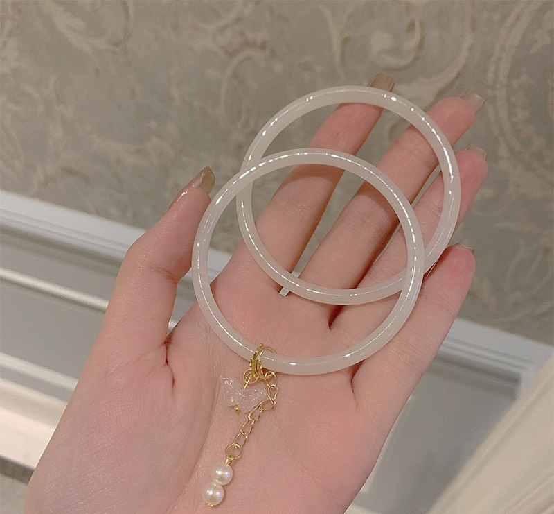 Trang sức ngọc phù hợp cho người sống tối giản