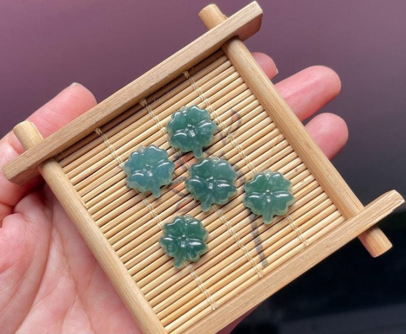 Ngọc xanh lục giúp hỗ trợ tốt cho tâm lý và tim mạch