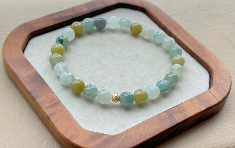 Chia sẻ cách dùng vòng ngọc giảm lo âu hiệu quả